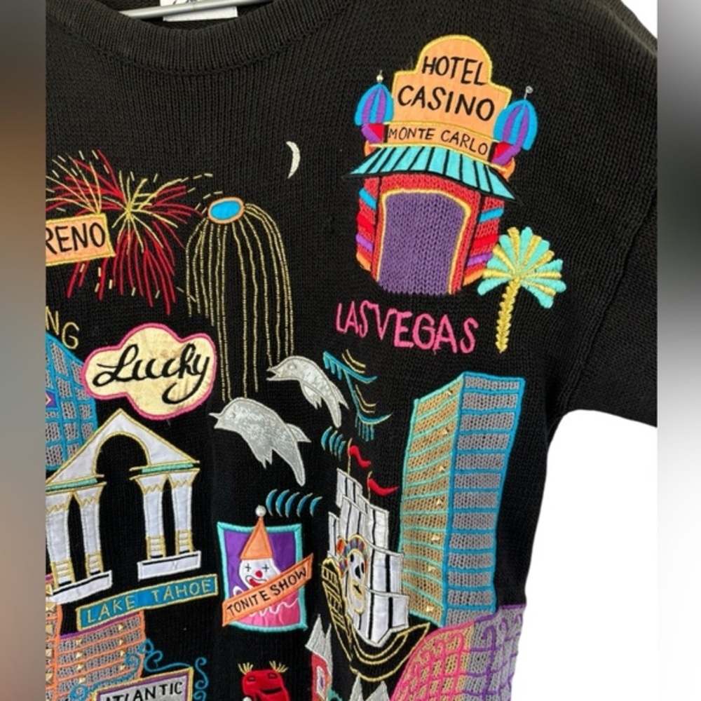 Sandylo Casino Oversized Sweater w/ Shoulder Pads Embroidered One Size - Picture 4 of 7